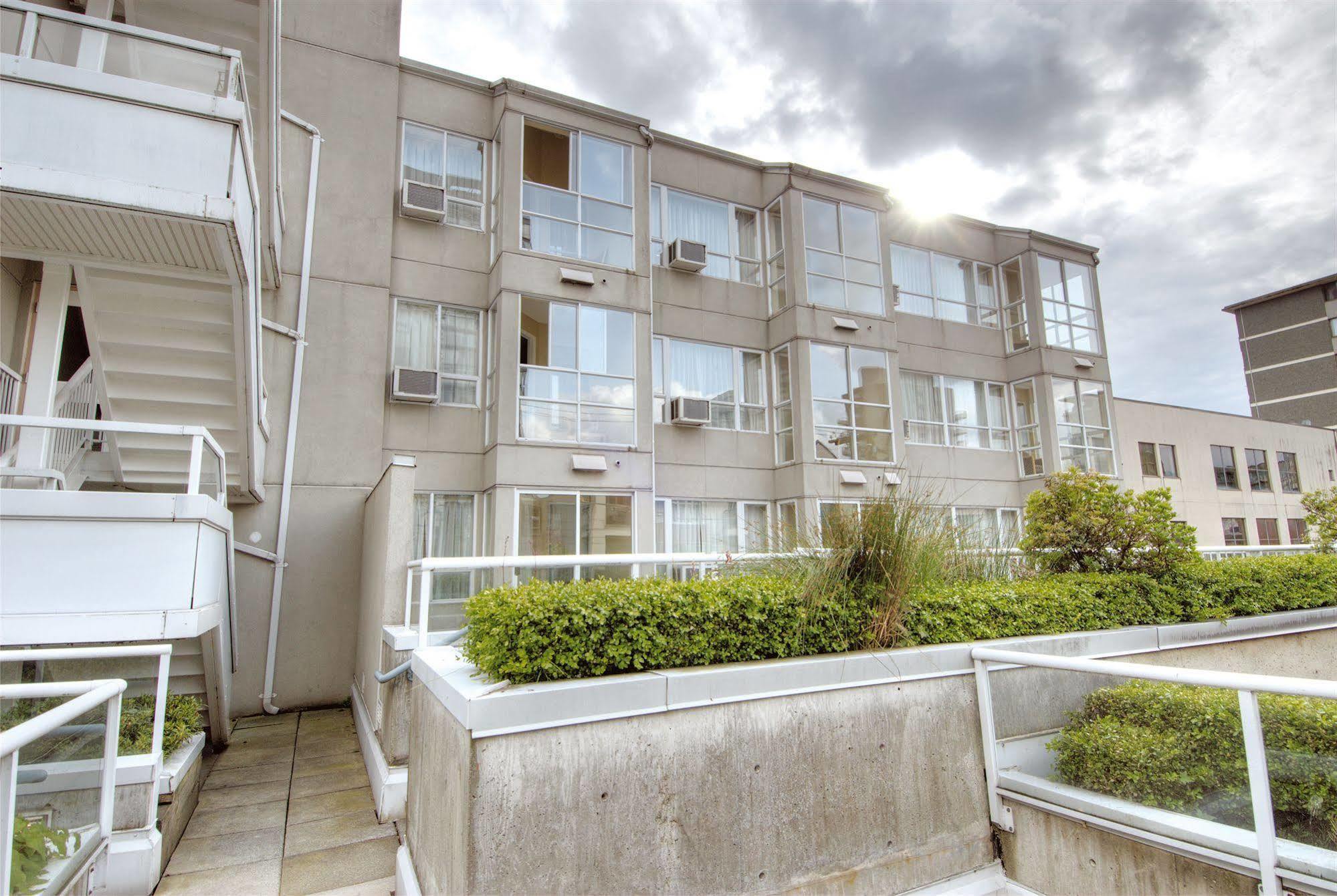 Robson Suites Vancouver Ngoại thất bức ảnh